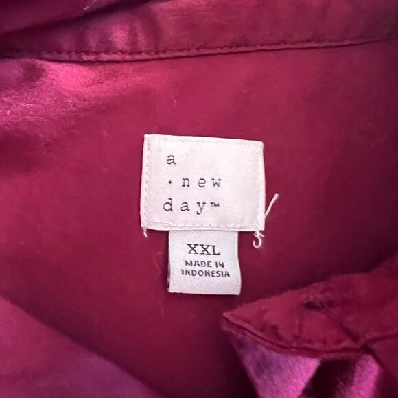 A New Day Button Down Blouse XXL - Picture 3 of 4